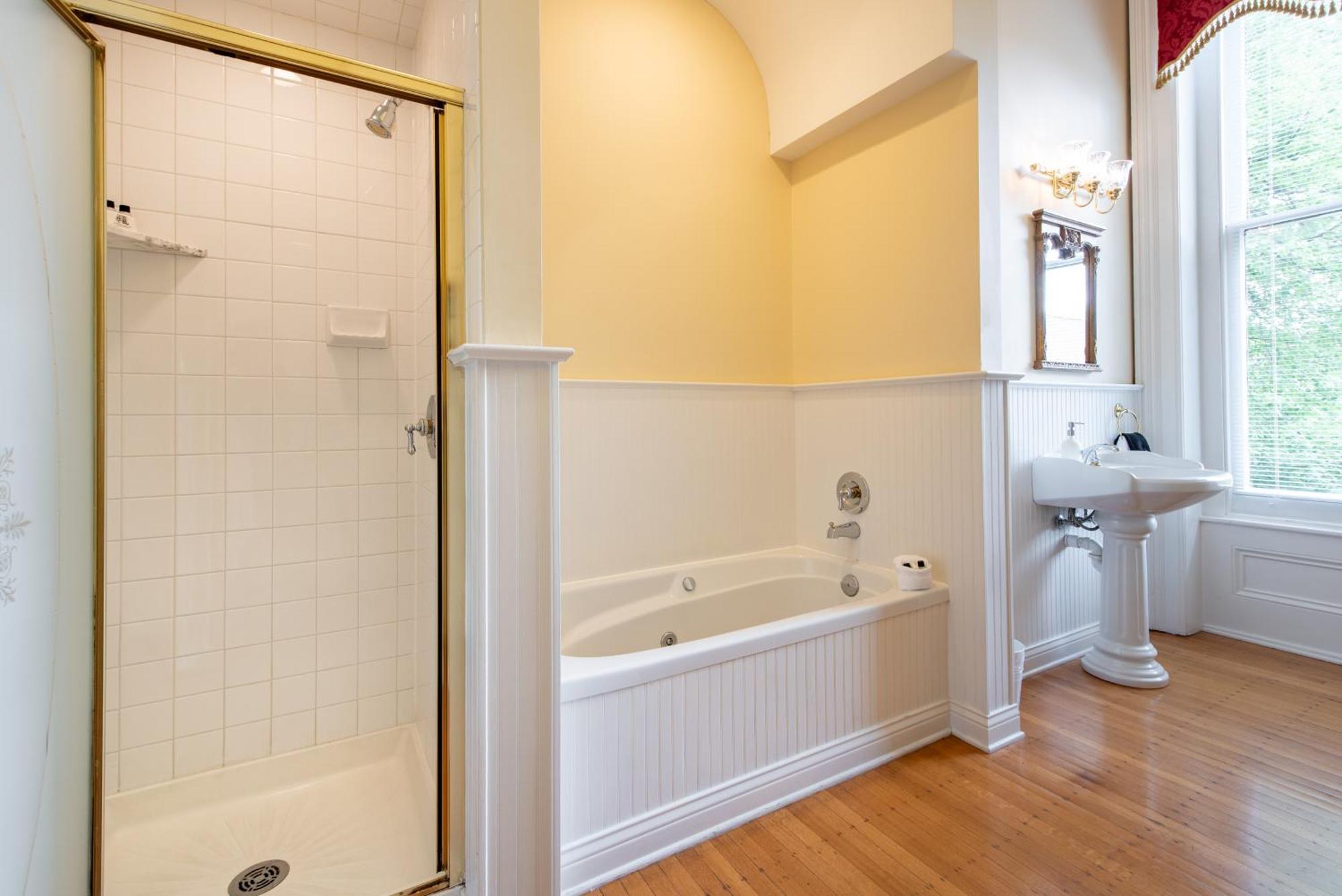 Dupont Mansion Bed & Breakfast Louisville Rom bilde