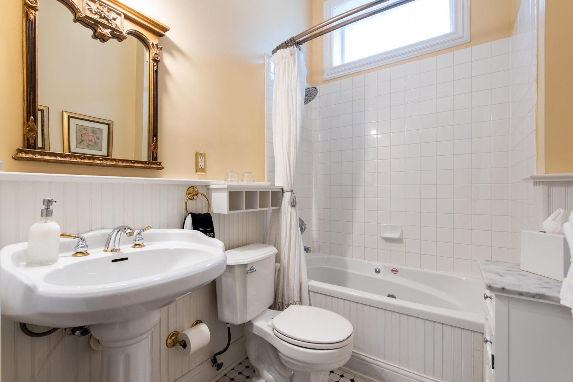 Dupont Mansion Bed & Breakfast Louisville Rom bilde